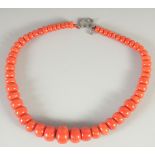 A CORAL-STYLE BEADED NECKLACE.