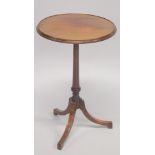 A 19TH CENTURY MAHOGANY TRAY TOP TRIPOD TABLE. 1ft 5ins diameter, 2ft4ins high.