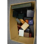 A quantity of jewellery boxes.