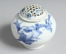 A JAPANESE HIRADO BLUE AND WHITE PORCELAIN KORO AND COVER. 9cm diameter