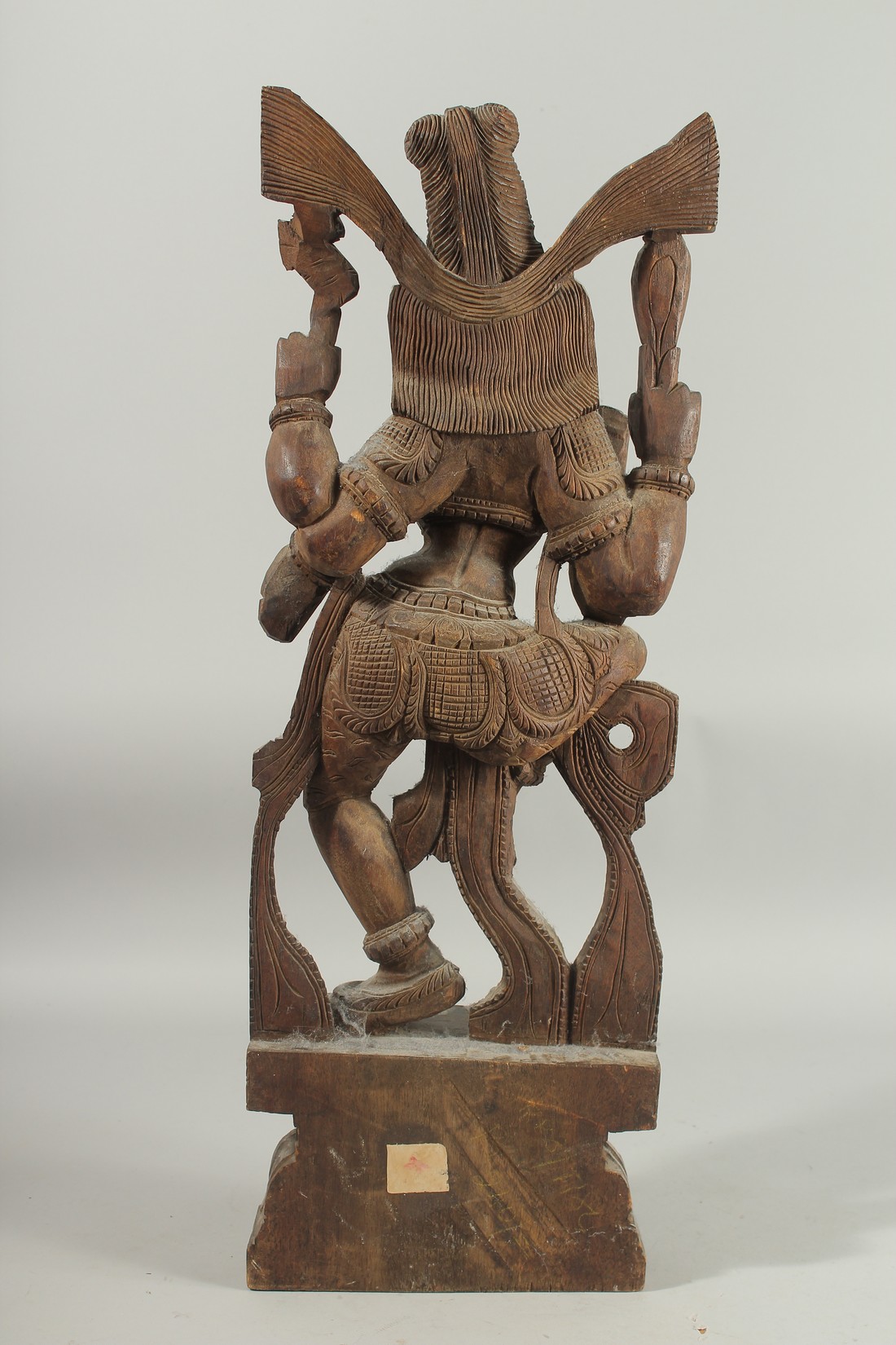 A 19TH CENTURY WOODEN CARVING OF SHIVA, 61cm high. - Image 4 of 4