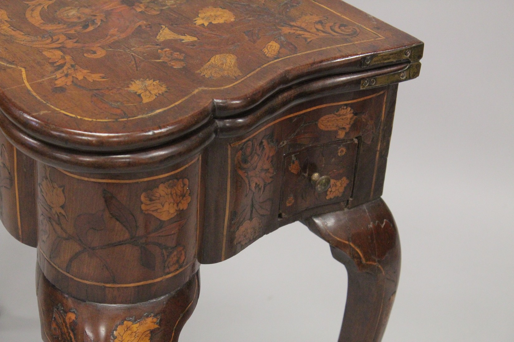 A NEAR PAIR OF 18TH CENTURY DUTCH MARQUETRY FOLDING TOP CARD TABLES inlaid with flowers, birds and - Image 4 of 11