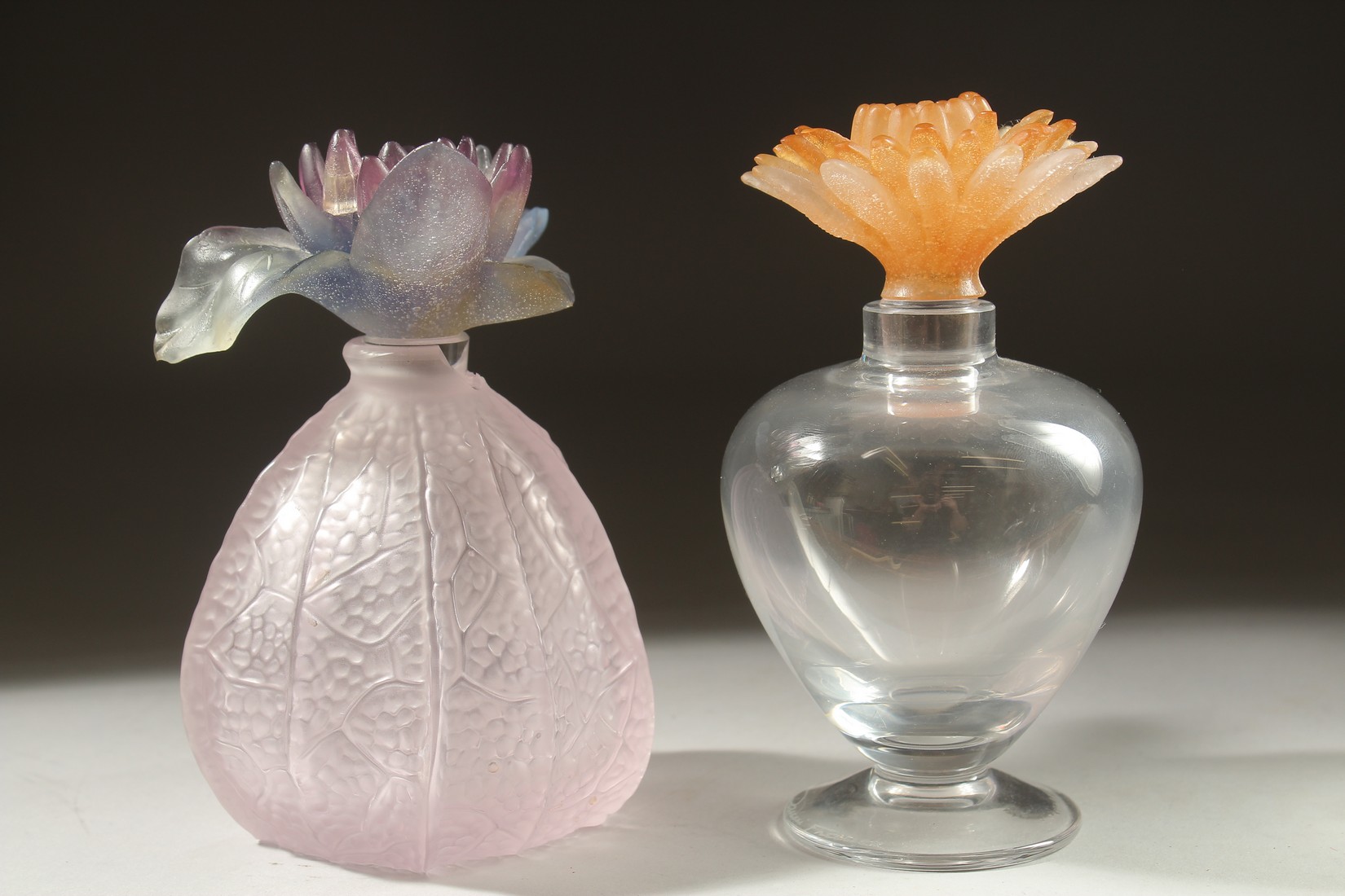 TWO DAUM GLASS SCENT BOTTLES with coloured flower stopper, (one a/f). - Image 3 of 5