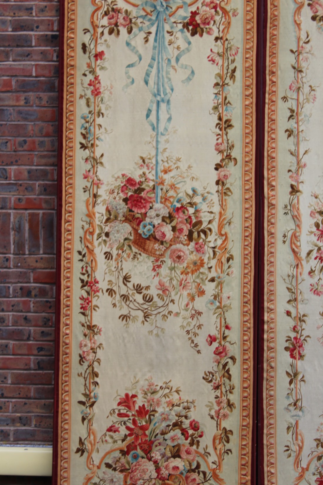 A GOOD PAIR OF LARGE EARLY/MID 20TH CENTURY BRUSSELS NEEDLEWORK PANELS, cream ground, decoration - Image 6 of 12