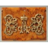 A GOOD RUSSIAN SILVER MOUNTED BIRCH WOOD SNUFF BOX. 3ins.