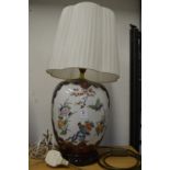 A Chinese style porcelain table lamp.