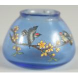 A PEKING GLASS BIRD FEEDER, 5cm diameter.