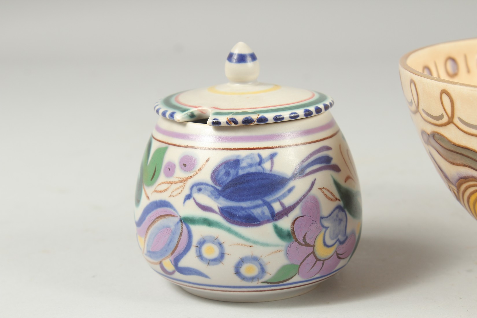 A BURLEY WARE CHARLOTTE READ CIRCULAR BOWL, 7.5ins diameter, and a POOLE HONEY POT AND COVER. 3. - Image 2 of 8