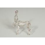 A SILVER ANATOMICAL SKELETON HORSE BROOCH.