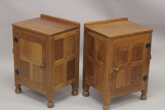 ROBERT "MOUSEMAN" THOMPSON. AN PAIR OF OAK BEDSIDE CUPBOARDS each with an adzed rectangular top, - Image 3 of 5