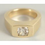 A GENT'S SINGLE STONE 1.5CT CUSHION SHAPED OVAL CUT DIAMOND RING. 16.4gms.