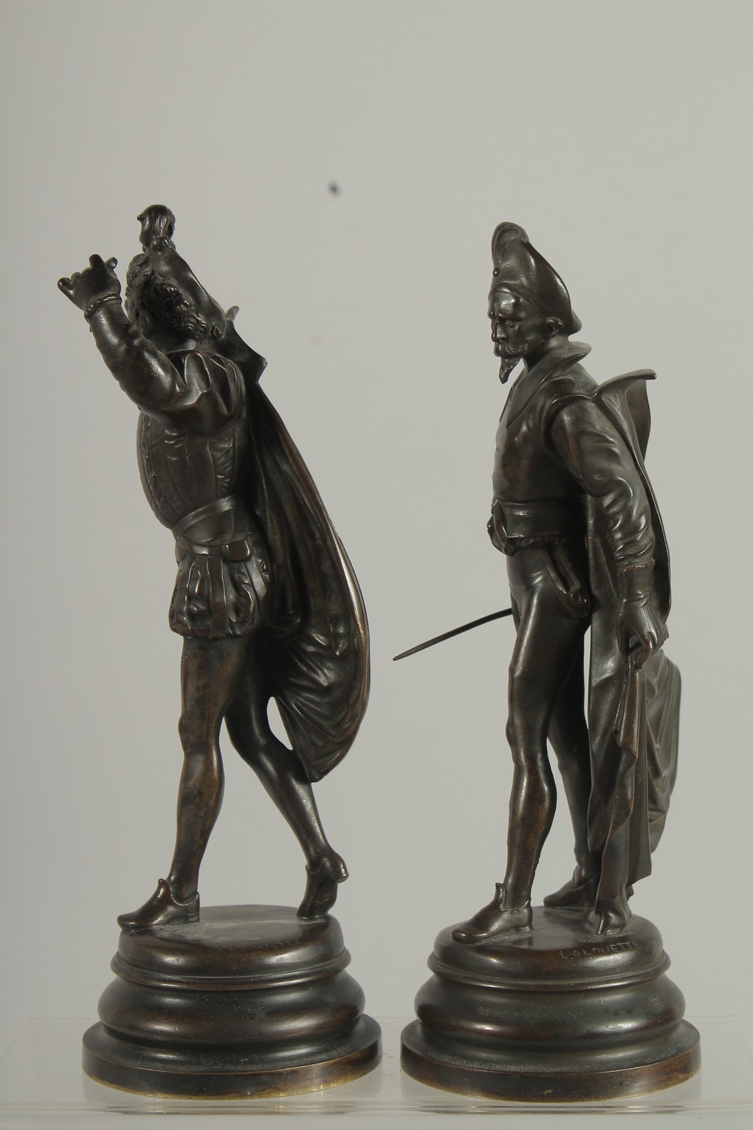 AUGUSTE LOUIS LALOUETTE (1826 - 1883) FRENCH. A PAIR OF BRONZE CAVILER FIGURES on circular bases 8. - Image 2 of 5
