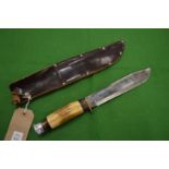 A William Rogers of Sheffield stag handled bowie knife with 7¼ inch blade.