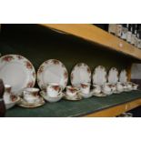 Royal Albert Old Country Roses six place dinner/tea service comprising dinner plate, tea plate,