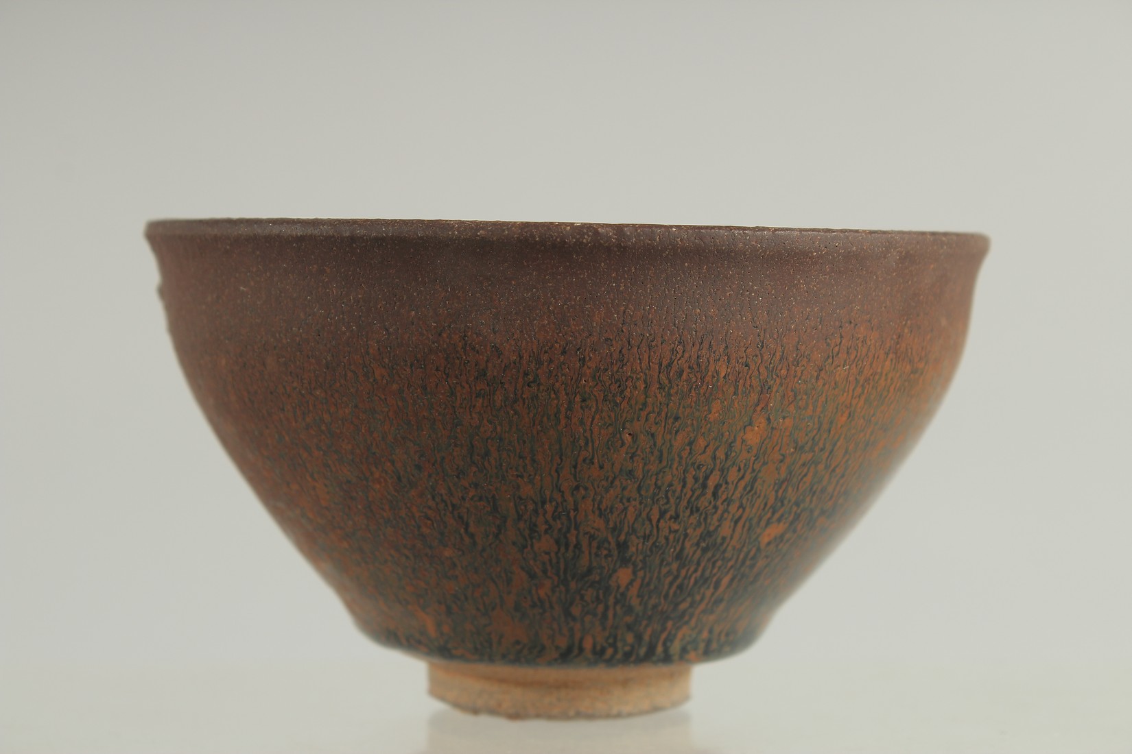A CHINESE JIAN WARE BOWL, with hare's fur glaze, 12.5cm diameter. - Image 3 of 5