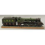 A GOOD TIN PLATE MODEL OF THE FLYING SCOTSMAN. LNER no. 4472 25ins long.