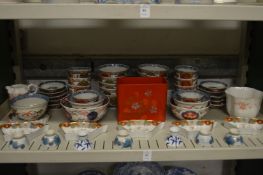 A quantity of Imari decorated bowls and other collectable china.