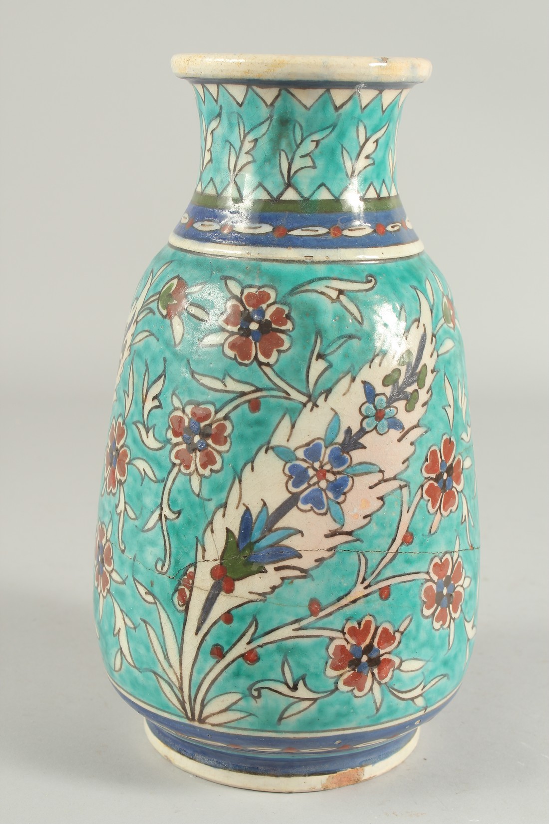 A LARGE EARLY 20TH CENTURY PALISTINIAN JERUSALEM GLAZED POTTERY VASE, 29cm high (af). - Image 4 of 6