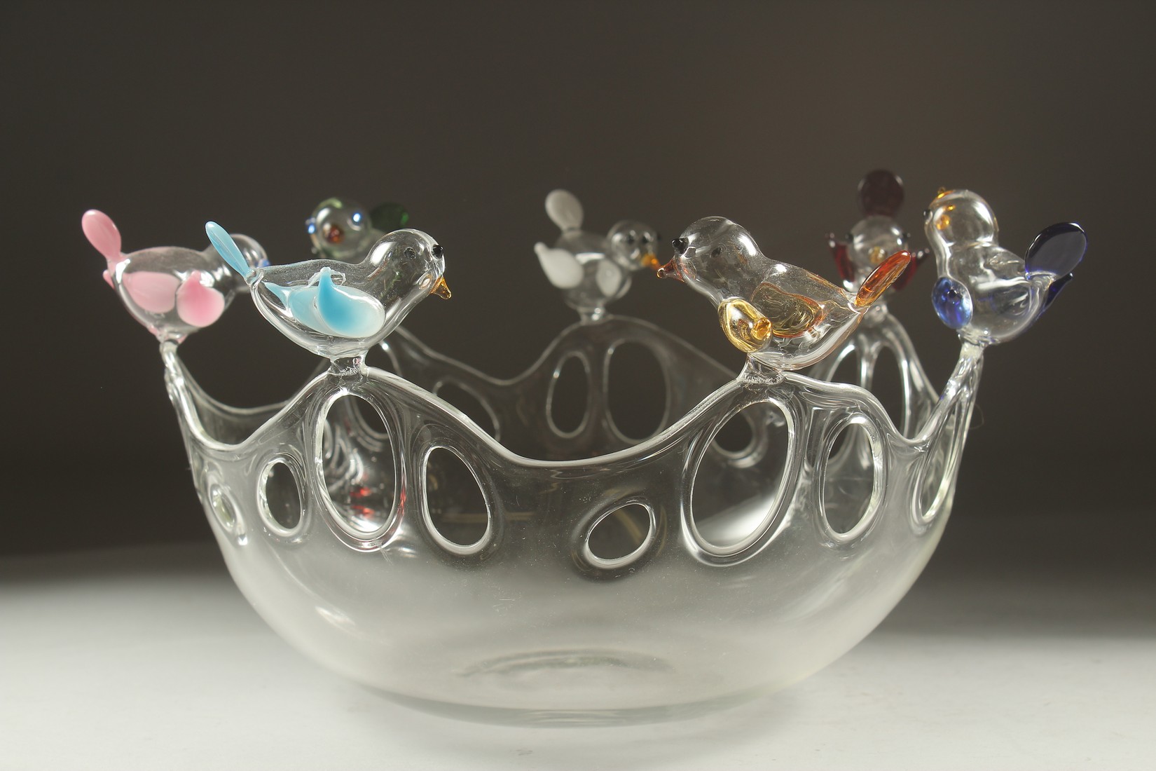 MASSIMO LUNARDON FOR. DIOR. A DELICATE CIRCULAR GLASS BOWL the sides with birds. - Image 4 of 5