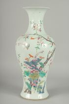 A LARGE CHINESE FAMILLE ROSE PORCELAIN BALUSTER VASE, painted with colourful enamels depicting birds