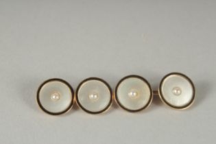 A PAIR OF 14CT GOLD, ENAMEL AND MOTHER OF PEARL CUFF LINKS.