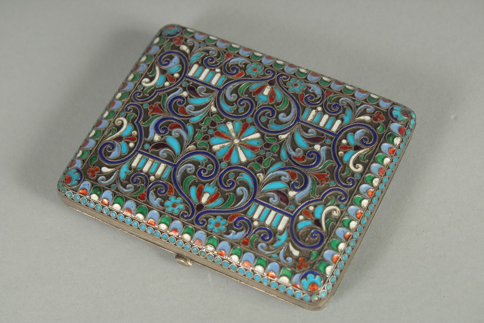 A RUSSIAN SILVER AND ENAMEL CIGARETTE CASE. 9.5cm x 7.5cm. Mark: head 87., B.P. Weight:105gms. - Image 2 of 4