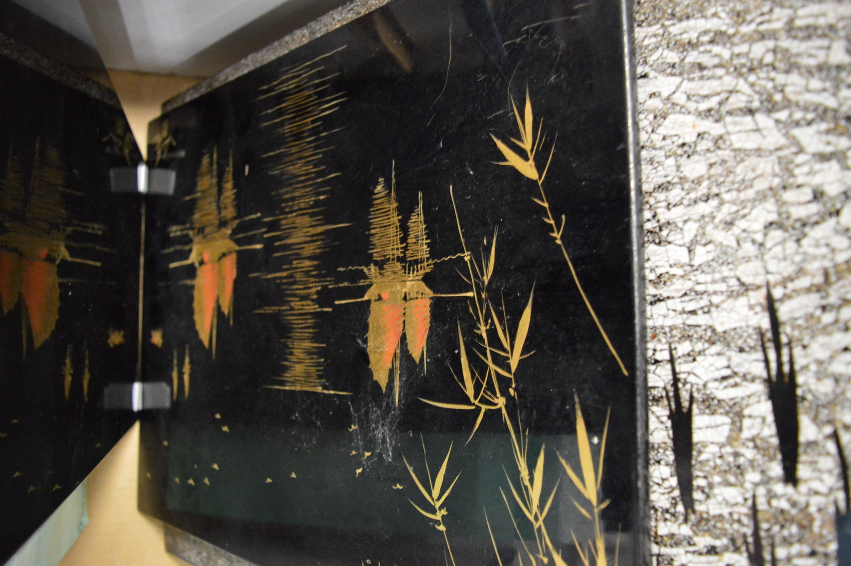Decorative Oriental lacquer panels and other collectables. - Image 3 of 6