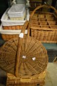 Various baskets.