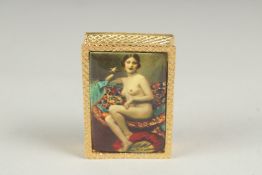 A gold plated nude pill box, 3cm.