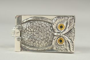 A silver plated owl vesta, 5cm.
