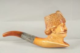 AN UNUSUAL 19TH CENTURY MERCHEUM PIPE depicting Persian Qajar King Nasir Aldeen Qajar, with amber