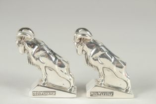 A PAIR OF DECO STYLE RAMS, SALT AND PEPPERS. 5ins high.