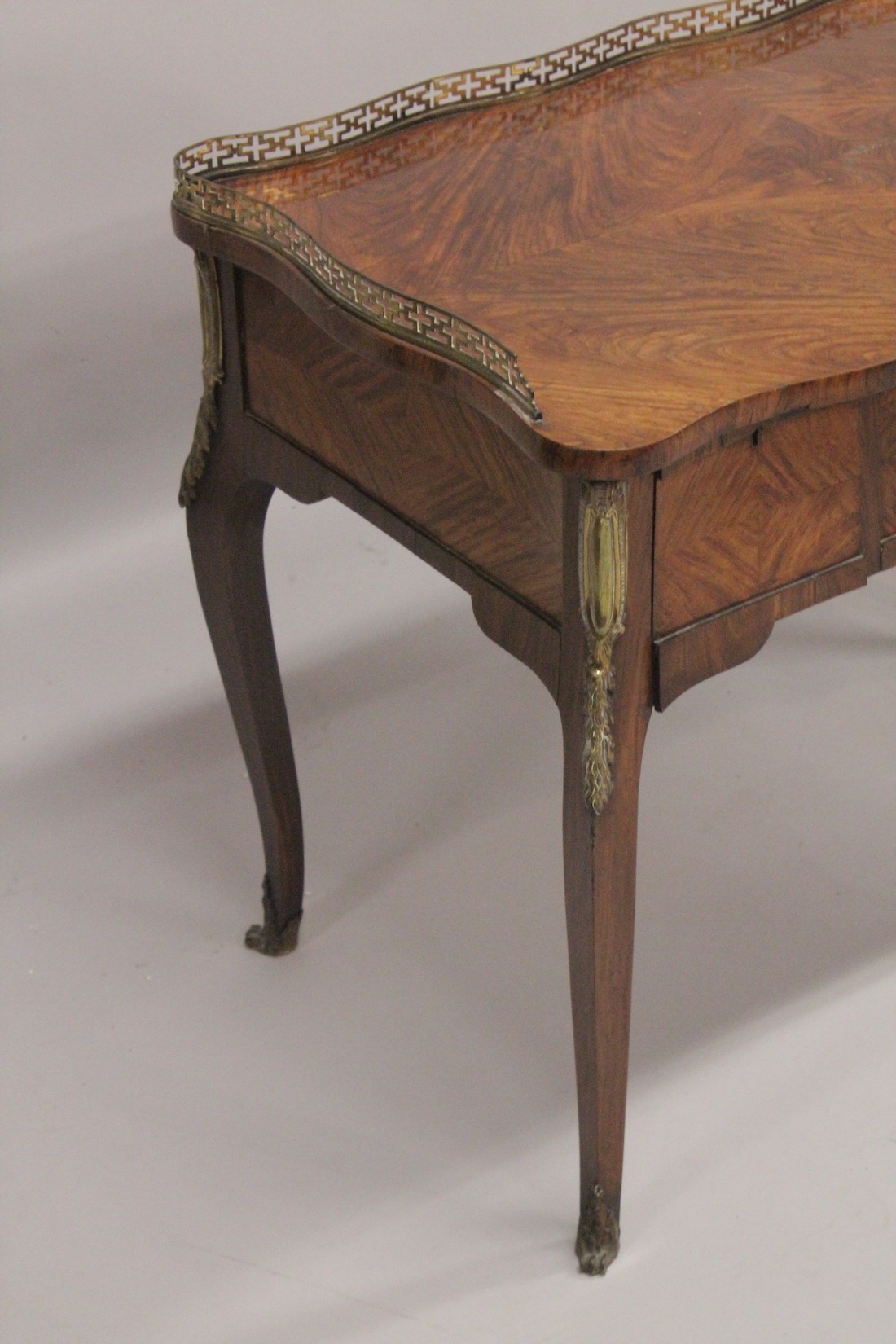 AGOOD 19TH CENTURY FRENCH KINGWOOD PADROUSE with brass galley and quartered top, three freize - Image 7 of 7