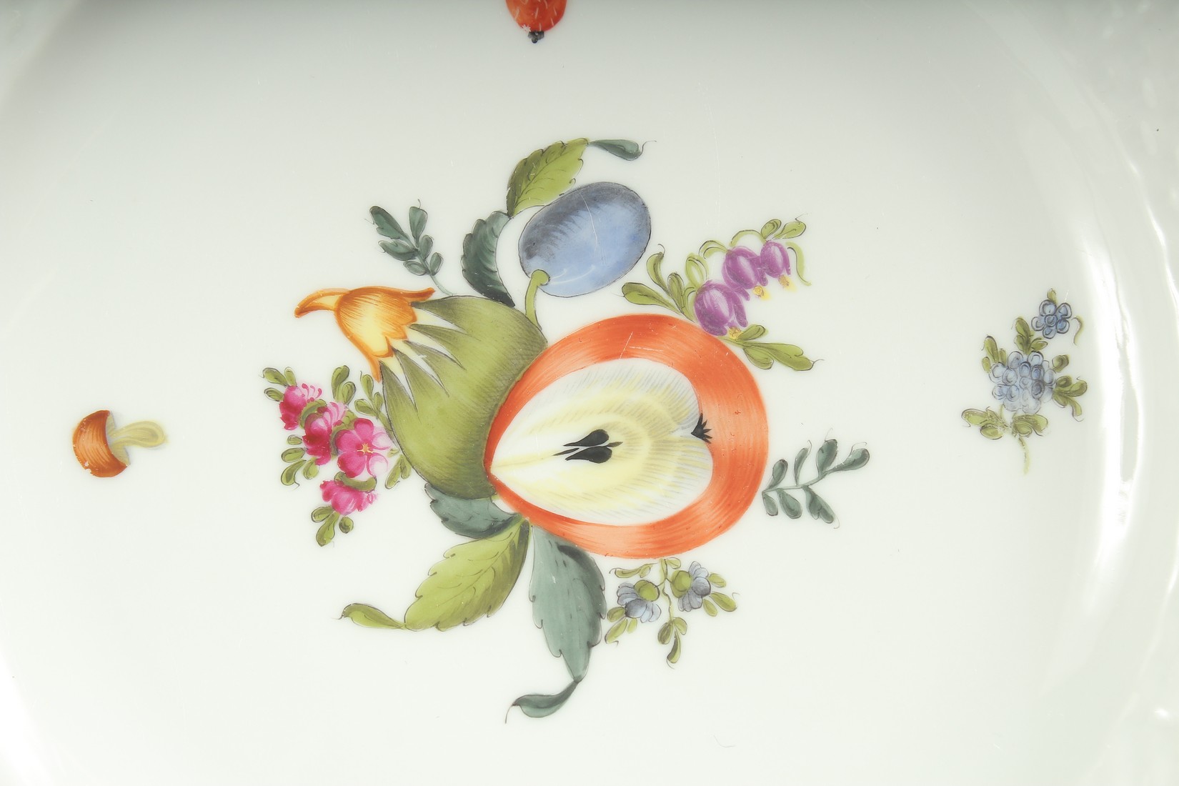 FOUR HERAND FRUIT PLATES. 8.5ins diameter. - Image 4 of 5