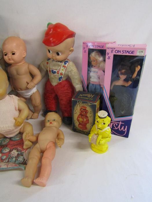 Collection of dolls to include Palitoy Tippy Tumble with box and instructions, Palitoy dolls - Image 4 of 8