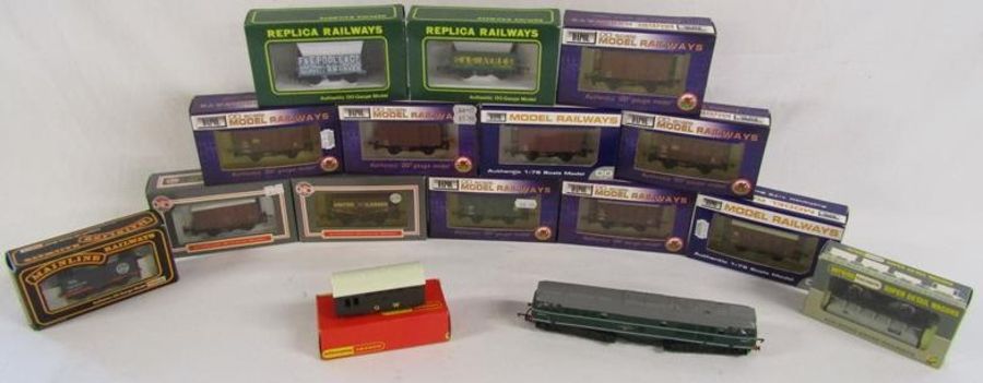 14 x boxed 00 gauge rolling stock includes Mainline, Replica Railways, Dapol etc also a Hornby G.W.R
