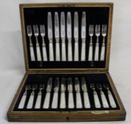 Frederick C Asman & co Sheffield 1918 silver and mother of pearl handled 12 piece dessert knives and