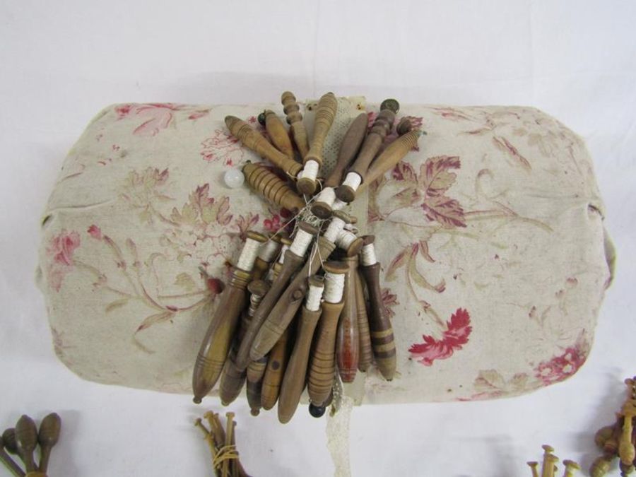 Lace making bobbins and cushion includes some lace threads and patterns - Image 6 of 7