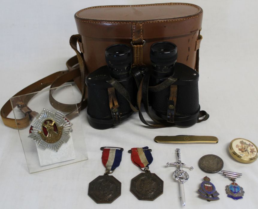 Pair of Barr & Stroud binoculars in leather case, The Royal Scots cap badge,  2 silver jubilee