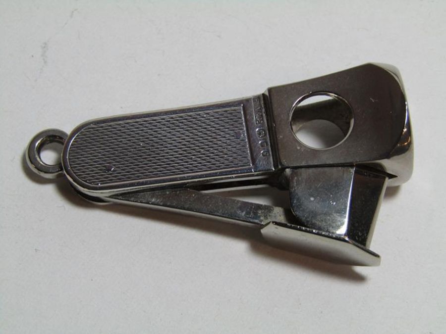 Silver cigar cutter London PH Vogel 1962, silver Royal Mint 1938 ARP badge, other pin badges - Image 8 of 9