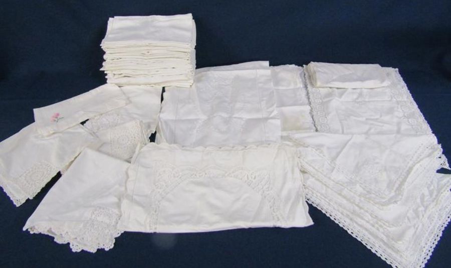 Selection of small linen items