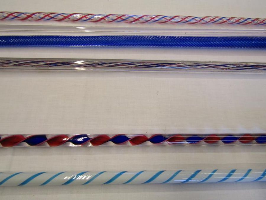 6 glass walking canes - clear glass with red and blue spiralling edged in red, clear glass with red, - Image 3 of 5