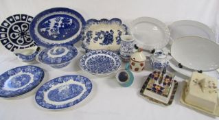 Collection of dining and kitchen ware to include Woods Ware blue and white, Thomas Germany plates,