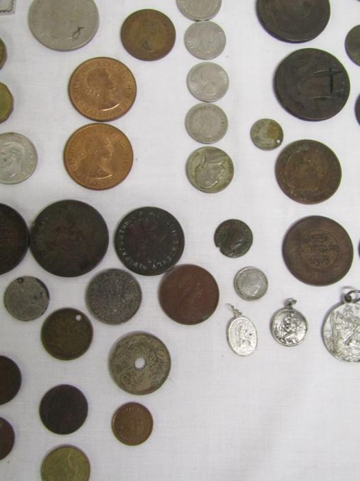Large collection of coins includes cart wheel penny, Churchill, 3 pence, six pence, English and - Image 8 of 10
