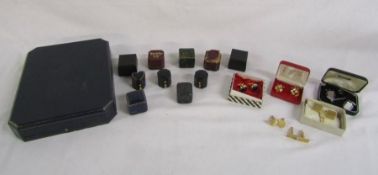 Collection of mostly empty vintage ring boxes and others also a selection of cufflinks including a