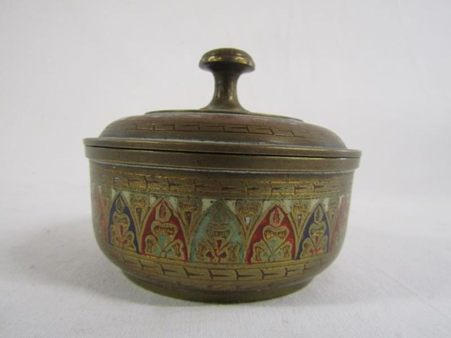 Pair of cloisonné vases depicting flowers and birds on wooden stands approx. 24cm (includes - Image 3 of 10