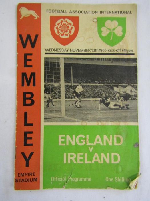 Mixed collection of football programmes, Lincoln City 1967, Football league review, Nottingham - Image 8 of 13