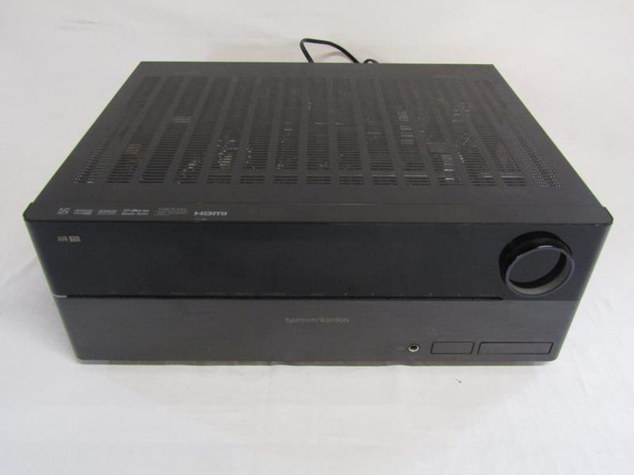 Yamaha YST-SW030 subwoofer (no plug) and Harman/Kardon AVR 255/230 receiver with remote - Image 6 of 13