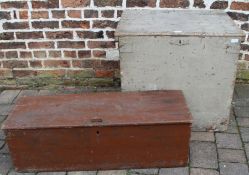 Vintage wooden blanket box H 62.5cm W 70.5cm D 57cm  & croquet box