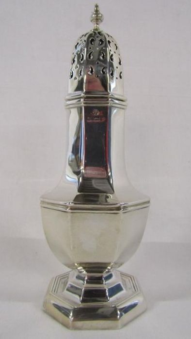 William Hutton & Sons Ltd - London silver caster - dates rubbed but possibly 1893-1907 - approx.